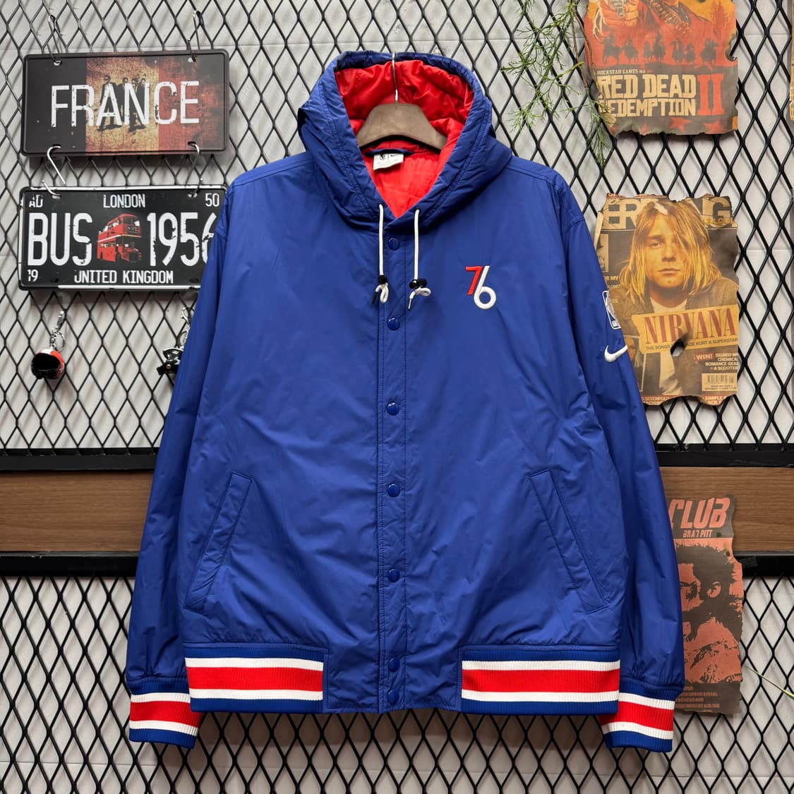 나이키 필라델피아 세븐티식서스 후드 봄버 자켓 레드 블루 상품이미지1