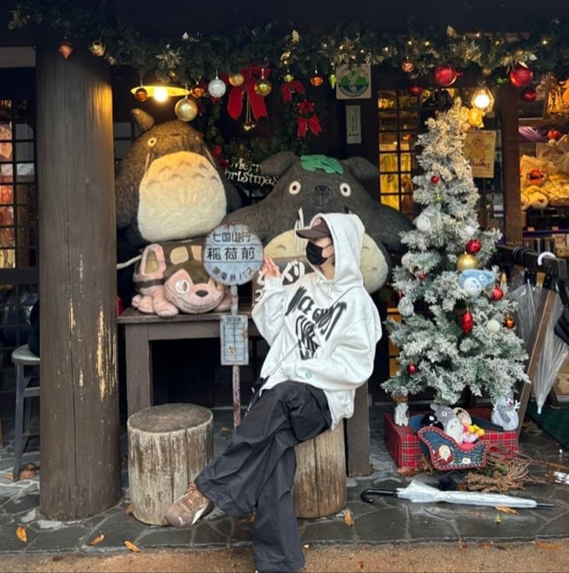 [M] 나이스고스트클럽 화이트 후드티 상품이미지5