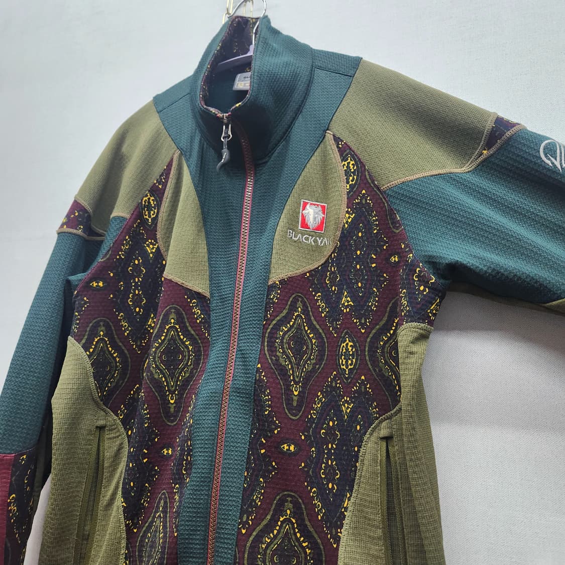 블랙야크 익스트림 시리즈 빈티지 디자인 집업 95(L) 남여공용 상품이미지3