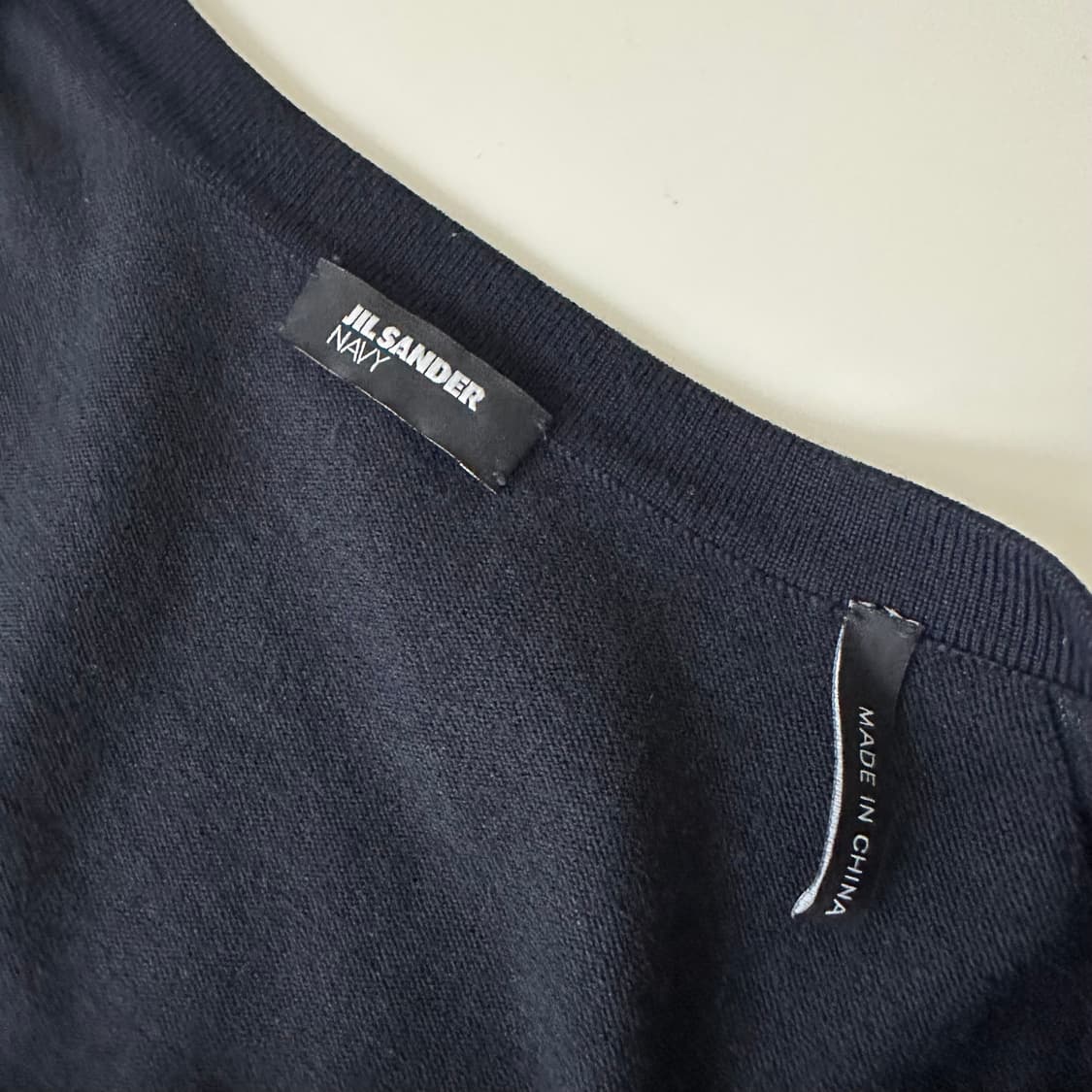 질샌더 jil sander navy 브이넥 니트 상품이미지5