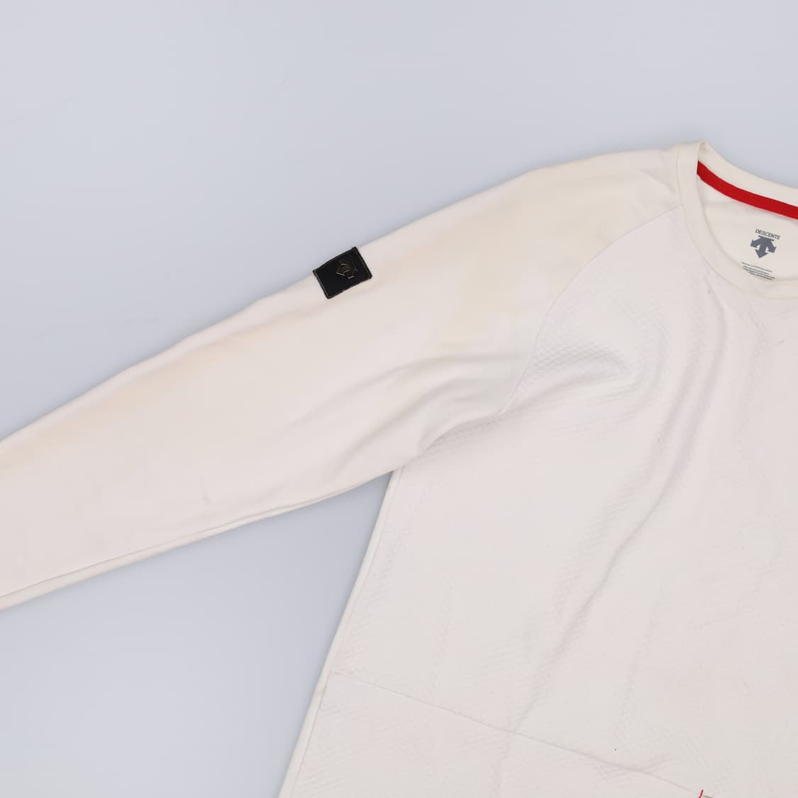 105 데상트 긴팔티(오염) 0220H1 상품이미지7