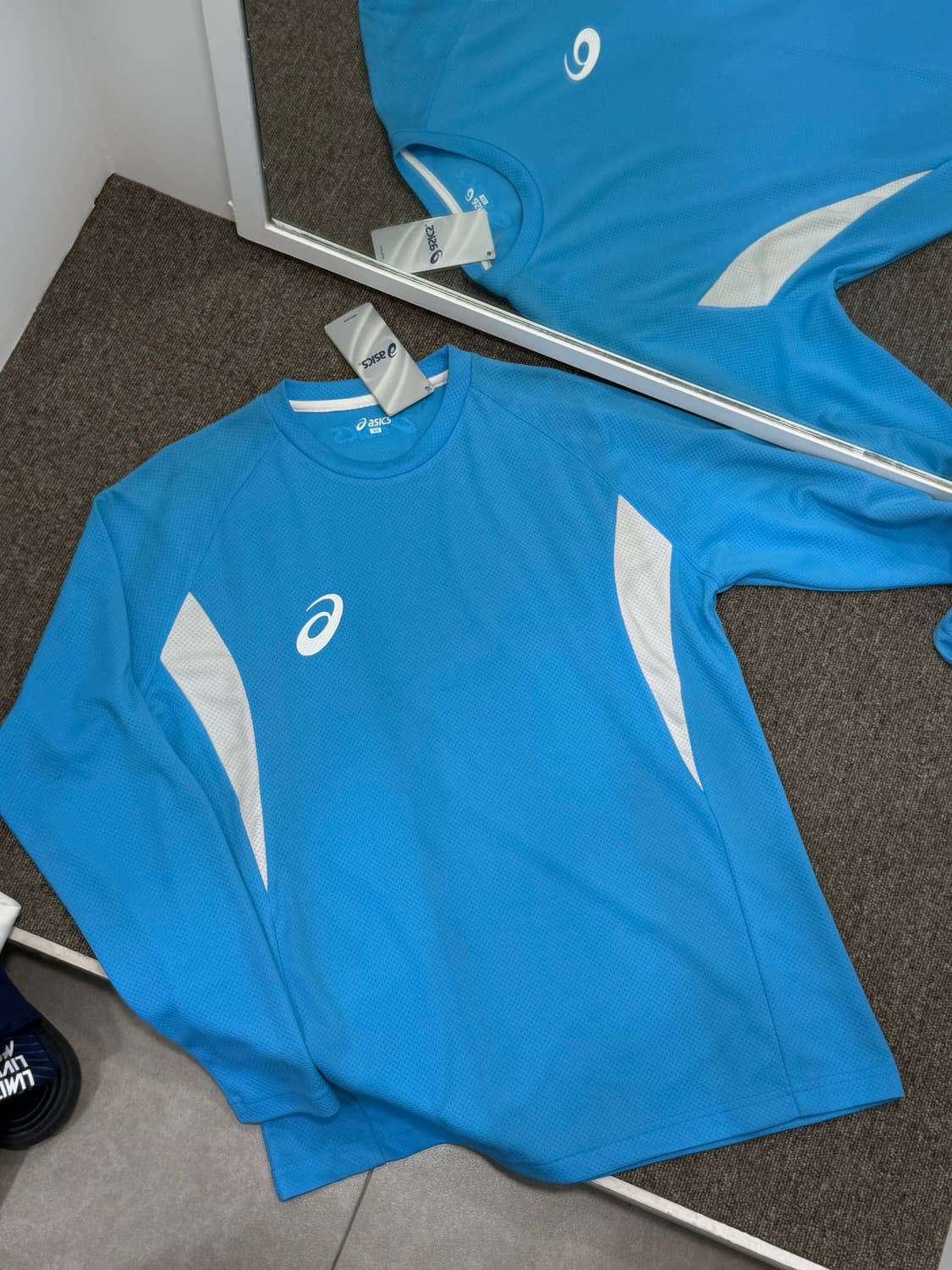 아식스 롱슬리브 상품이미지1