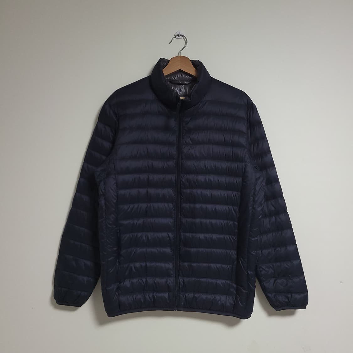 (L) UNIQLO 유니클로 경량 패딩 점퍼 상품이미지1