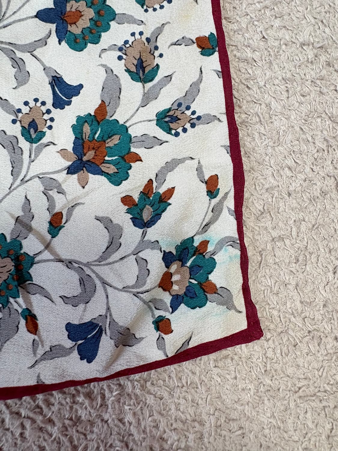 피에르 발망 정품 플로랄 빈티지 스카프 상품이미지6