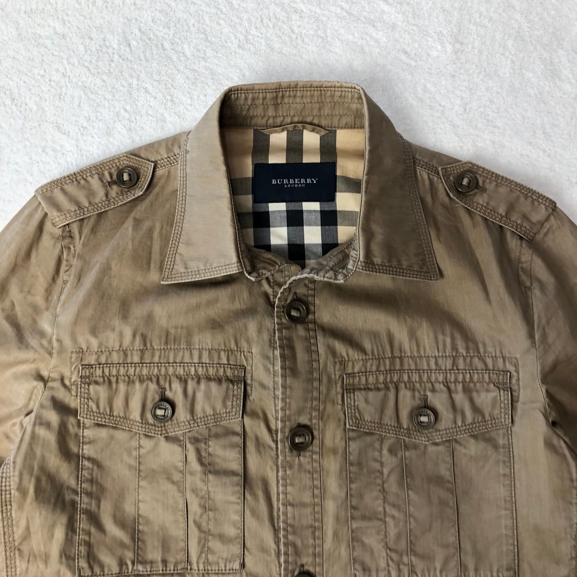 버버리 런던 사파리 셔츠 자켓  상품이미지4