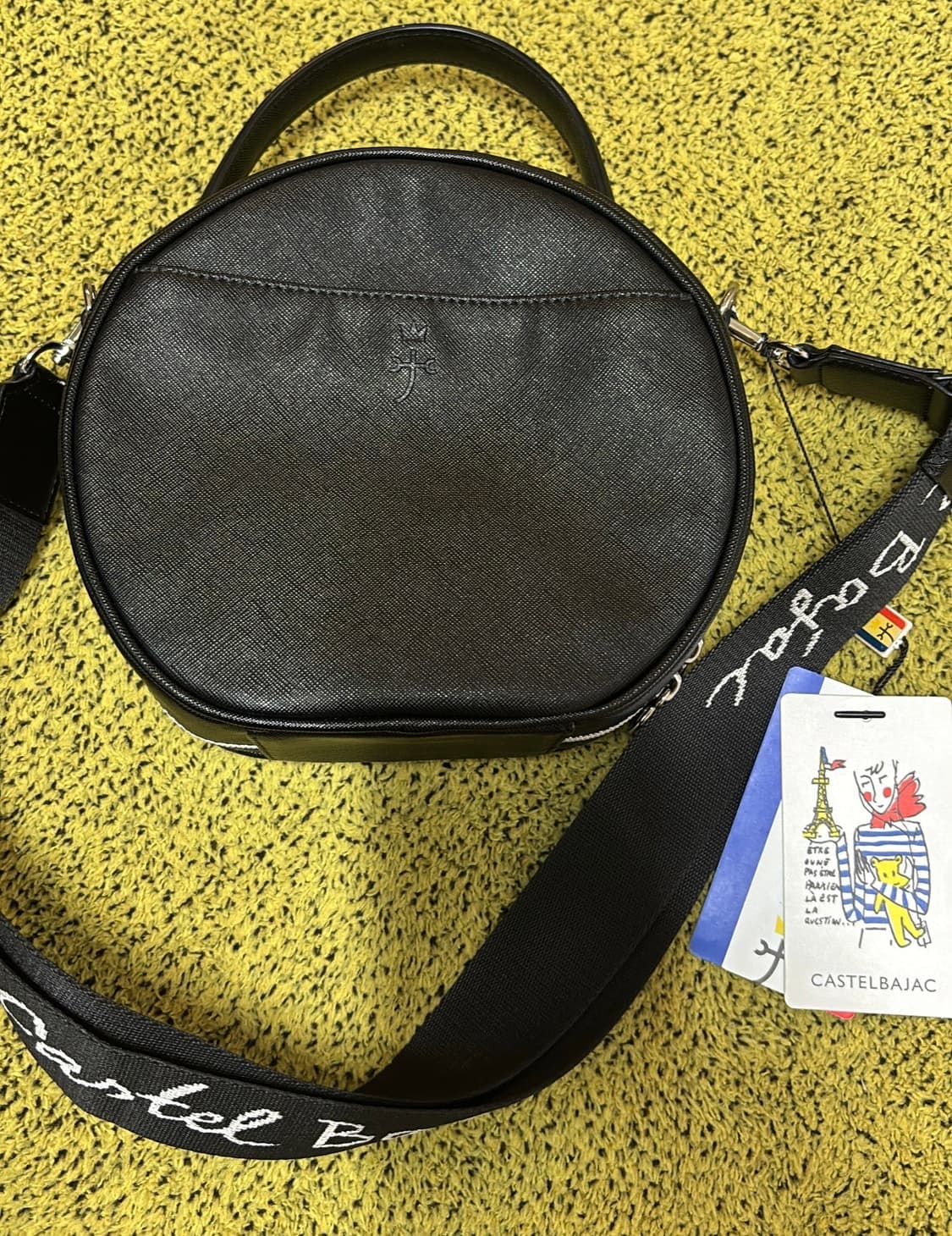 새 상품 ) 카스텔바작 블랙 라운드 크로스백 상품이미지3