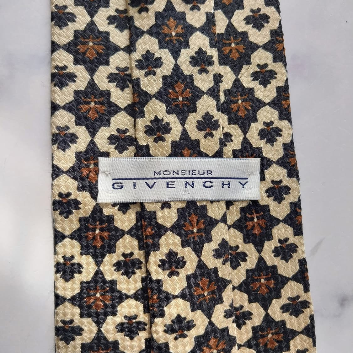 지방시 실크 블랙 플로럴 패턴 넥타이 10.7cm B등급 K1977 상품이미지7