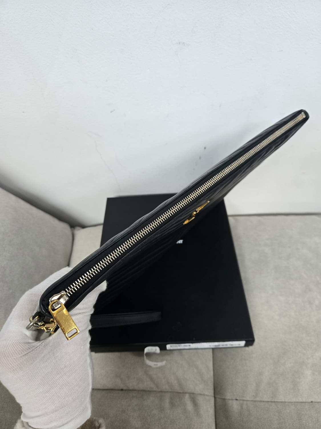 [보증서 정품] 입생로랑 마틀라세 클러치 라지 상품이미지4