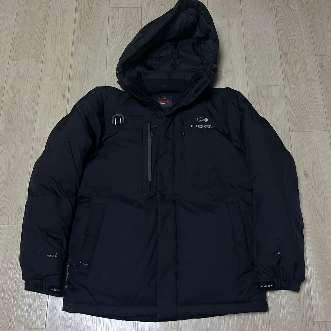 아이더 700 블랙 패딩 상품이미지1