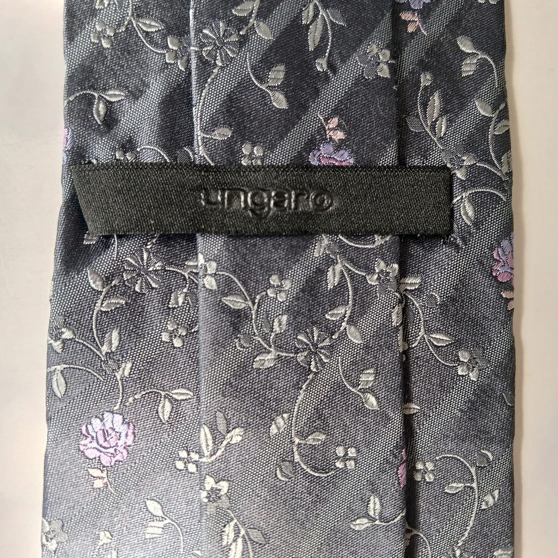 웅가로 실크 그레이 플라워 패턴 넥타이 9.9cm A+등급 E912 상품이미지9