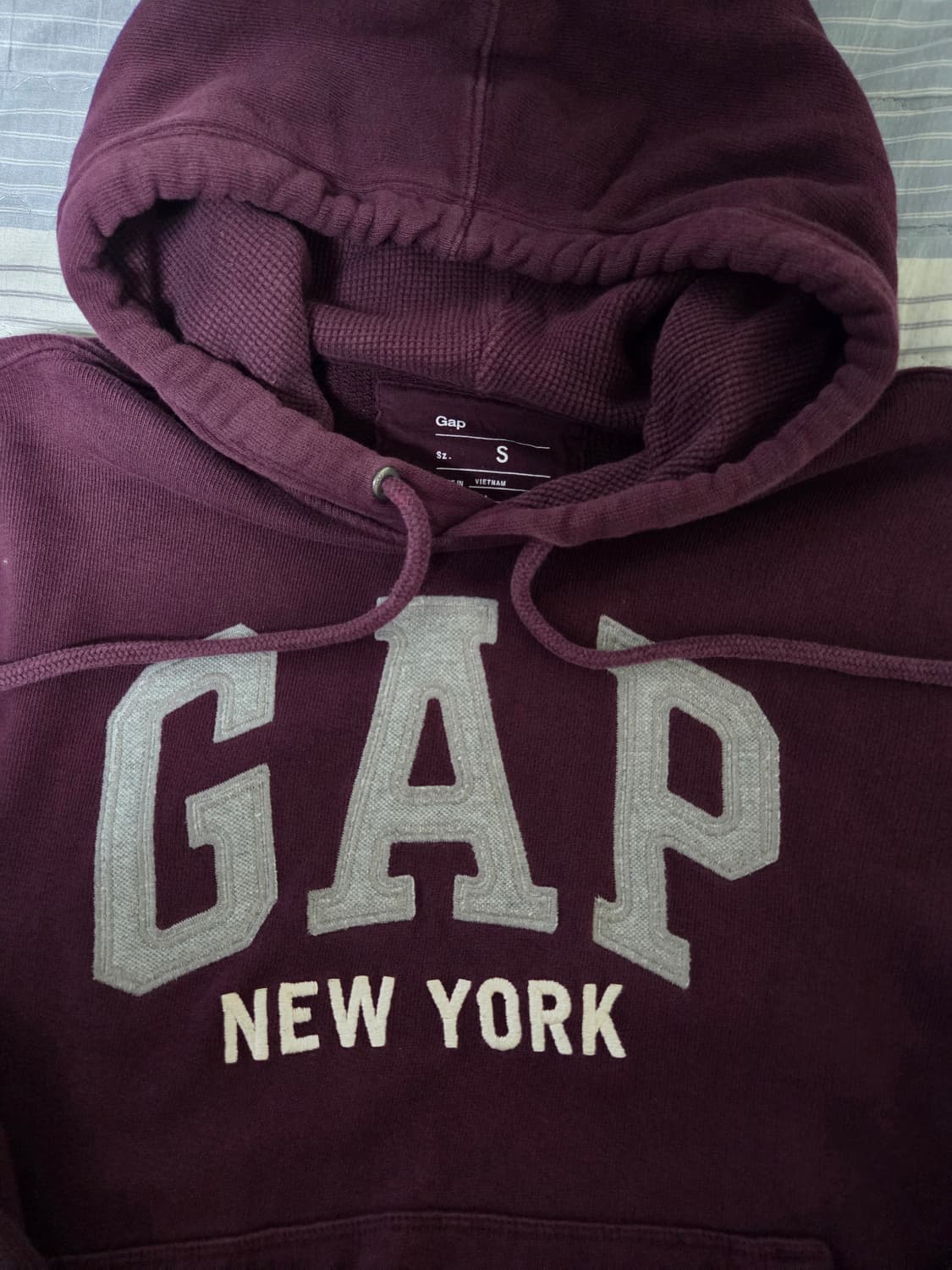 갭 뉴욕 버건디 후드티 상품이미지2