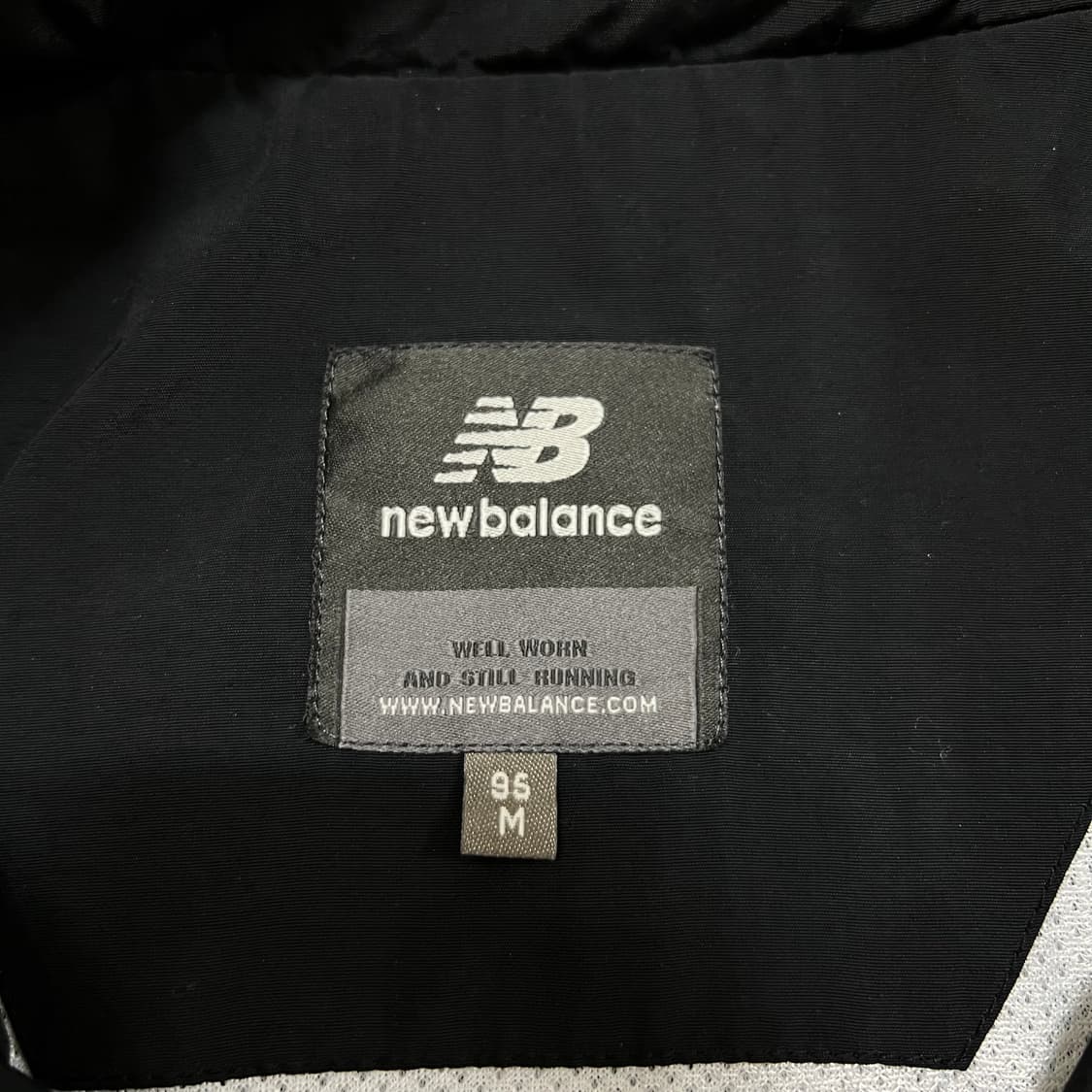 뉴발란스 배색 사이드라인 바람막이 자켓 [블랙/옐로우] M/95  상품이미지5