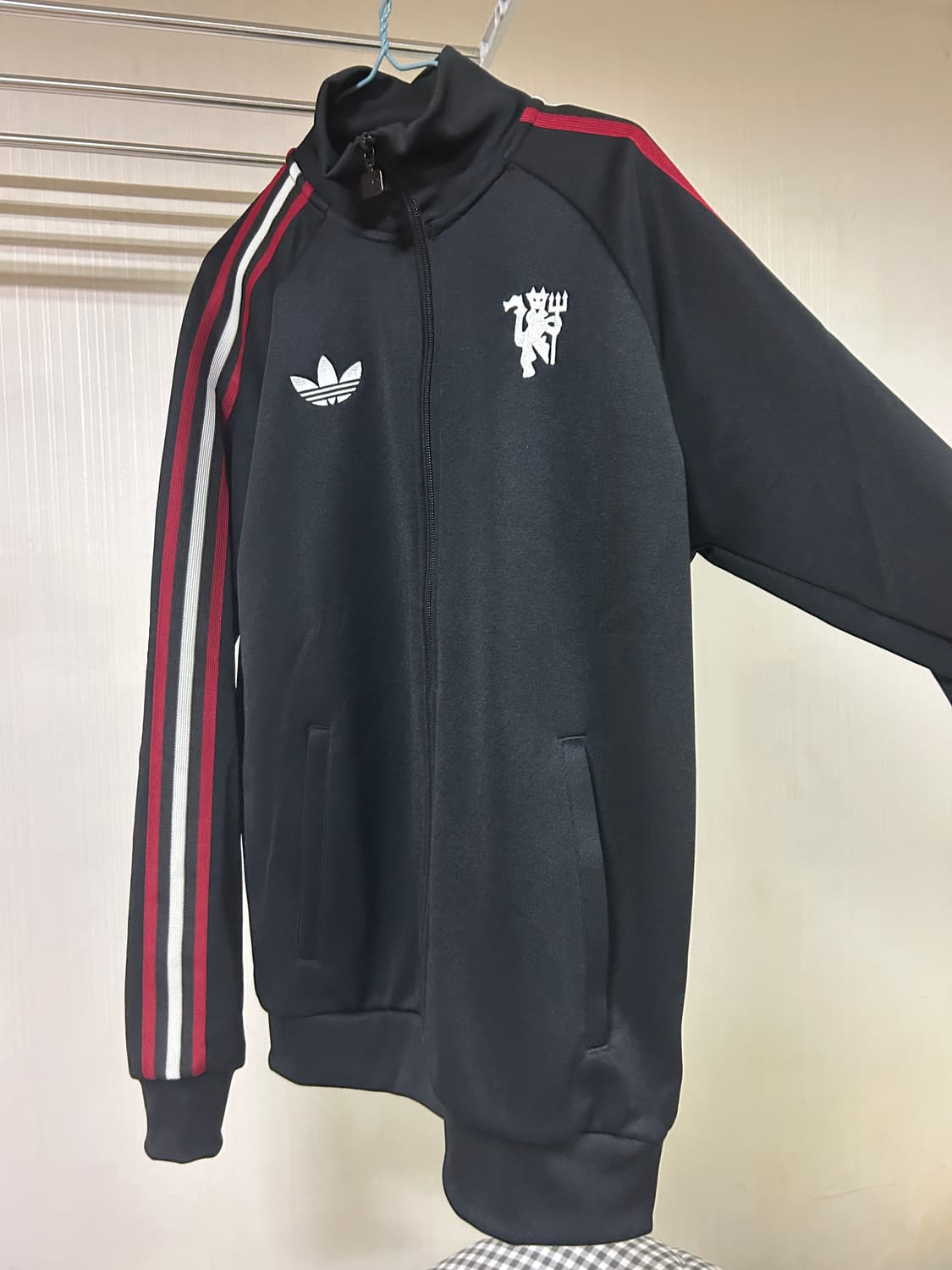 아디다스 맨체스터 유나이티드 오리지널스 트랙탑 블랙 - KR 사이즈 (논 상품이미지3