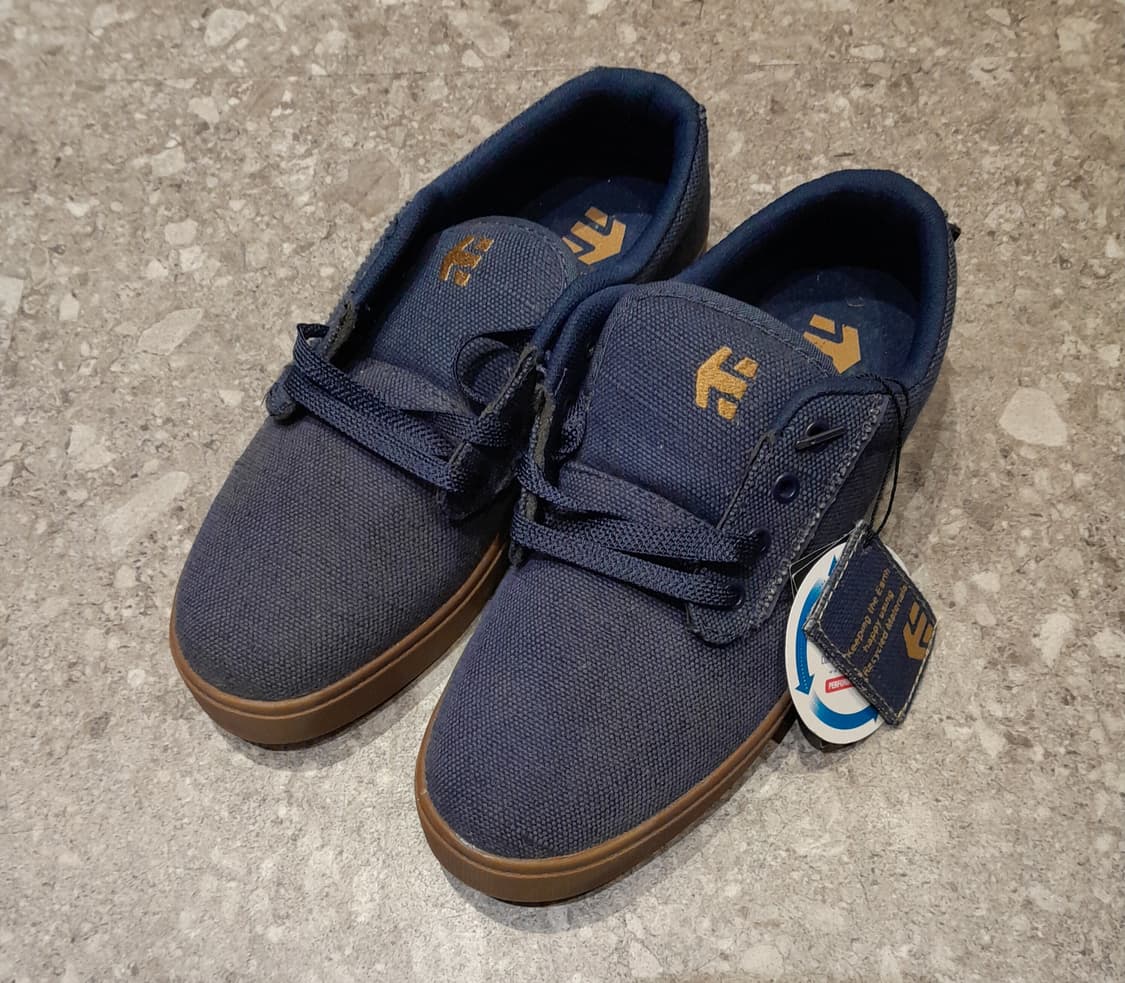 💥(새상품) 에트니스 올드스쿨 보드화 네이비 (245)  상품이미지1