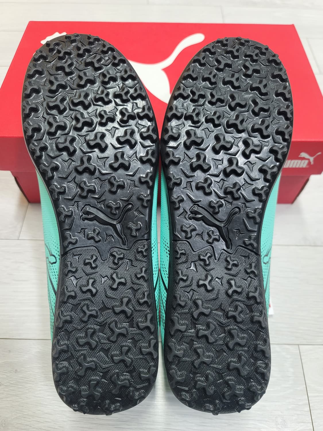 (240)푸마 풋살화 아타칸토 FG/AG Jr.[대전 직거래도 가능] 상품이미지8