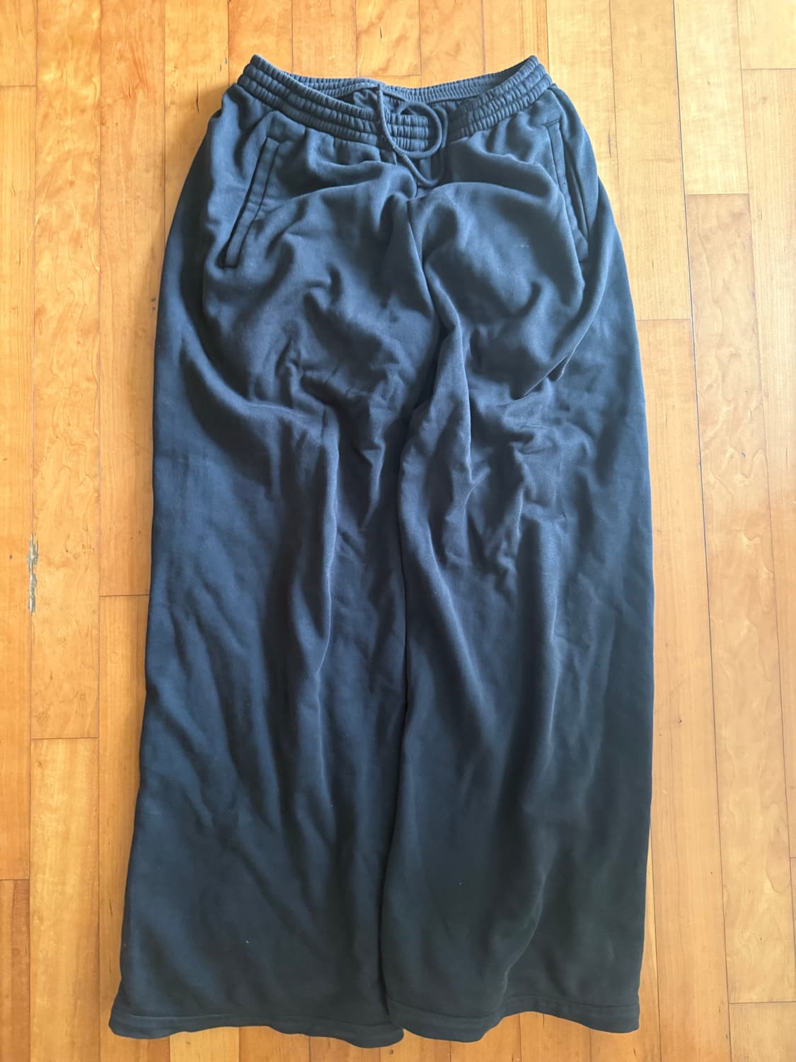 Yeezy Gap 더블레이어 헤비웨이트 스웻 팬츠 블랙 상품이미지2