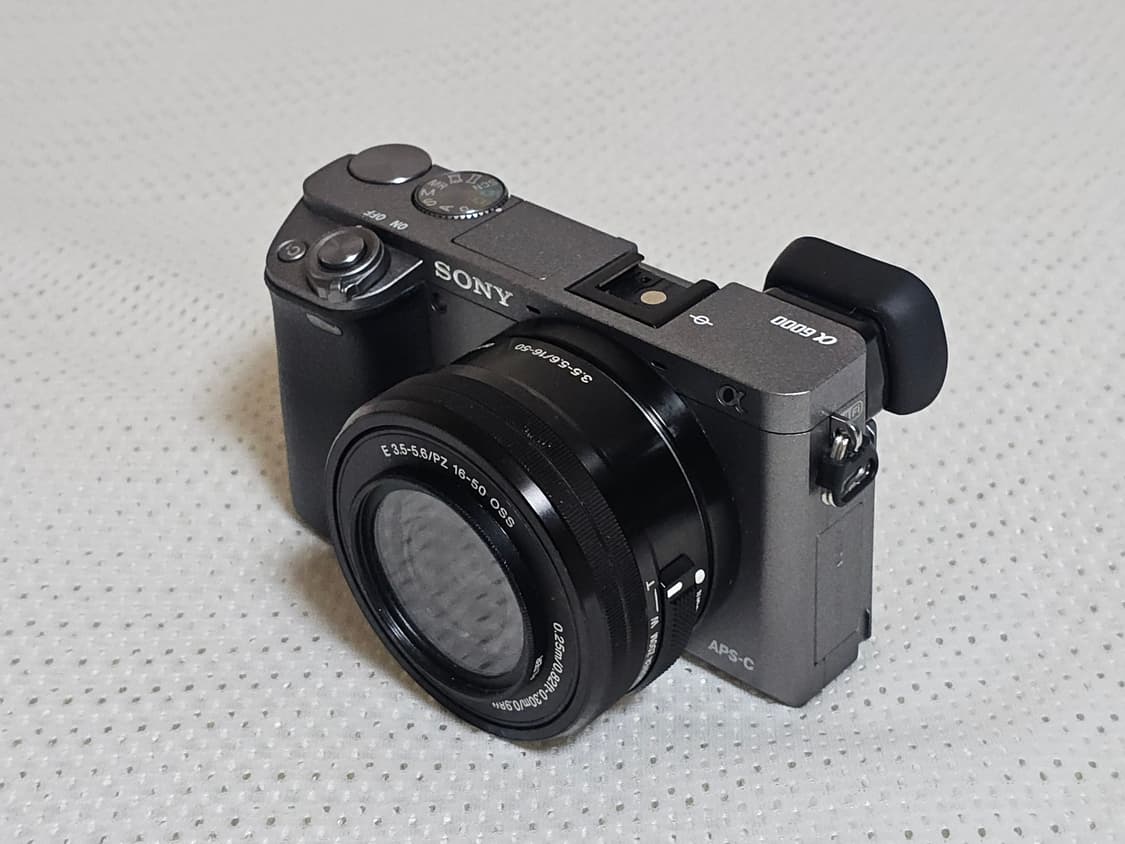 소니 a6000 미러리스 카메라 상품이미지2