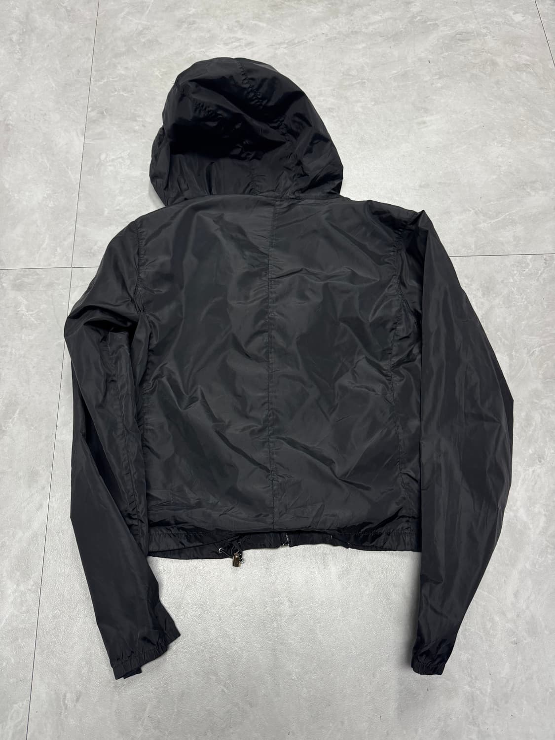 프라다 나일론 후드 상품이미지2