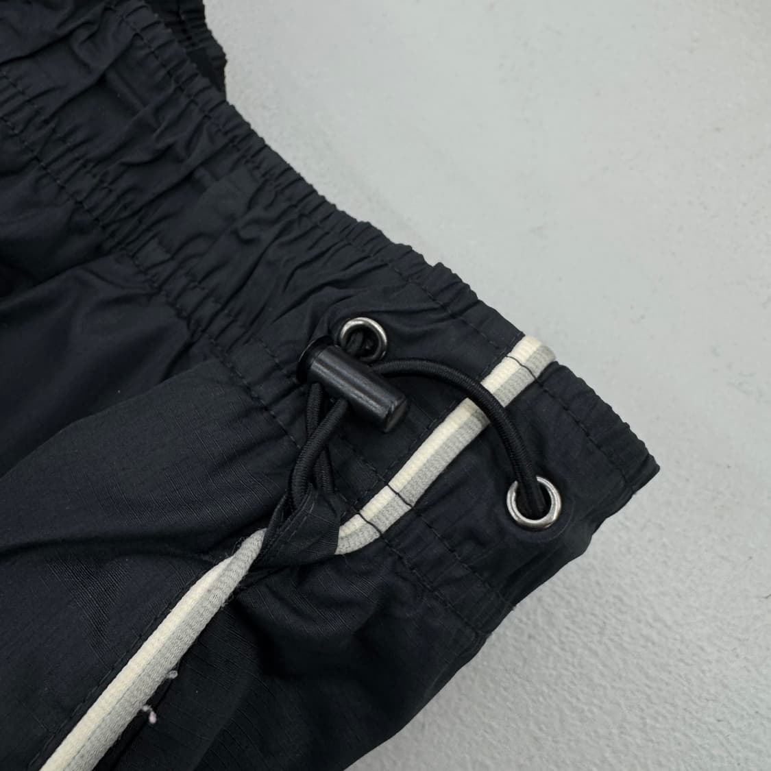 나이키 00s 미들 스우시 올드스쿨 와이드 바람막이 트랙팬츠 상품이미지6