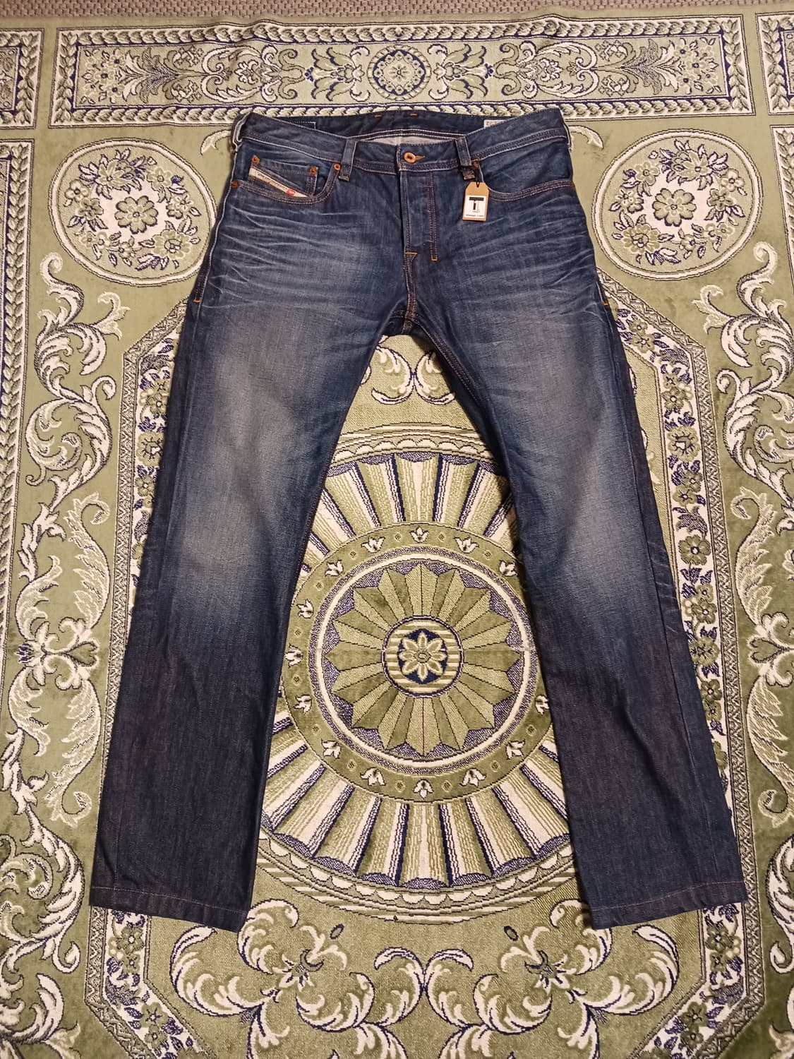 디젤 자니티 워싱팬츠 상품이미지1