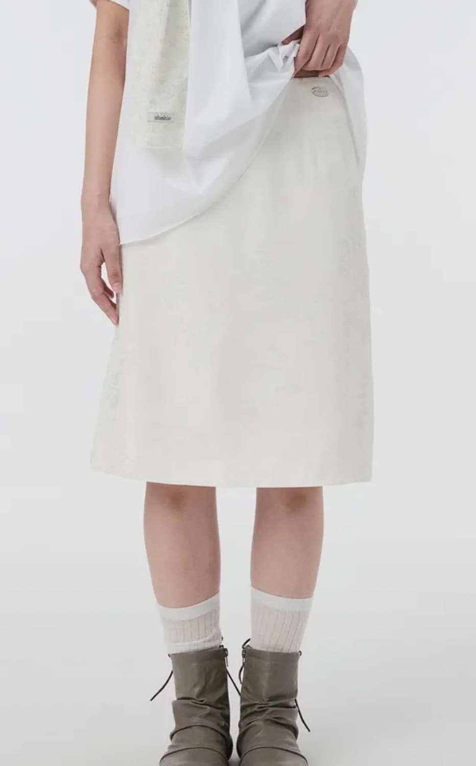 오헤시오 FLOWER JACQUARD MIDI SKIRT, IVORY 상품이미지2