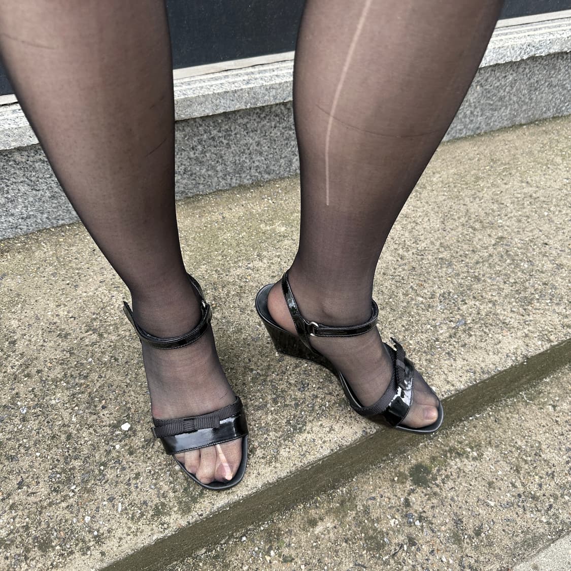 00s 빈티지 프라다 스포츠 페이턴트 가죽 리본 웨지 힐 상품이미지9