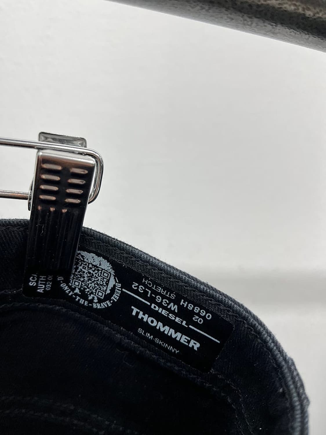 36) 디젤 신형 스판 블랙진  상품이미지6