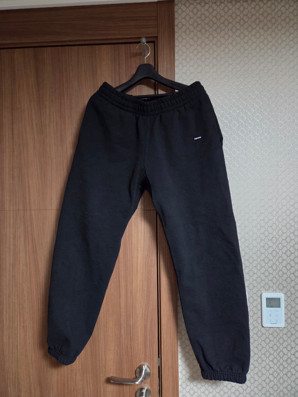 슈프림 캐나다 남성 기모팬츠 M  상품이미지1