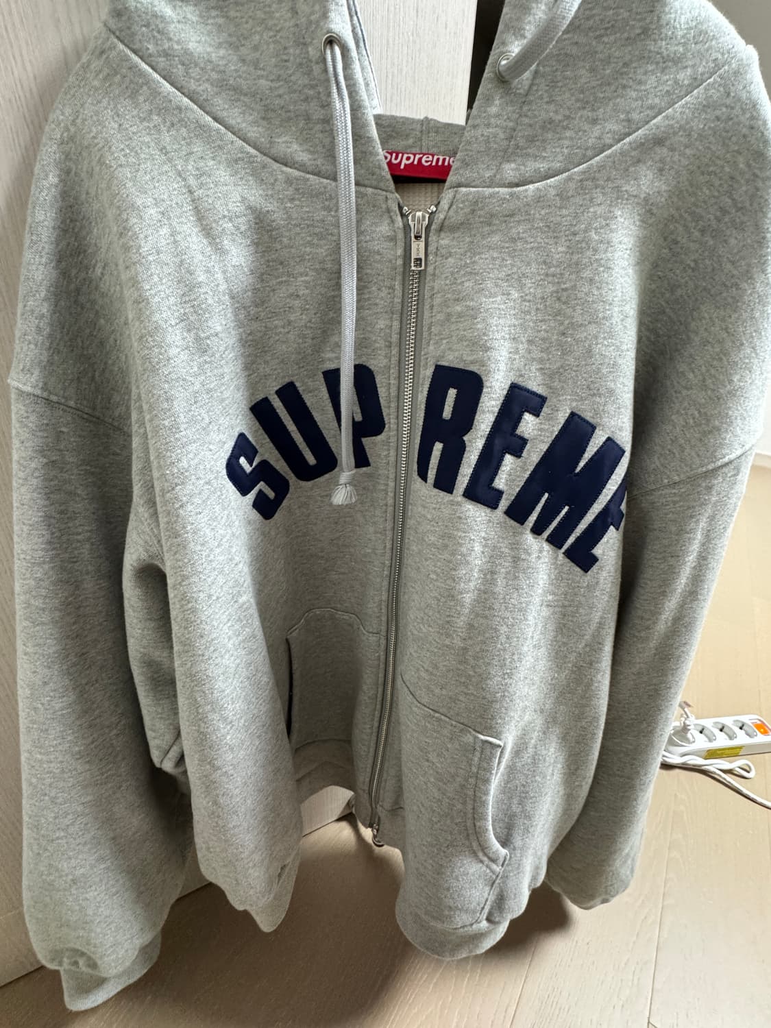 슈프림 아크 써멀 후드집업 그레이 상품이미지1