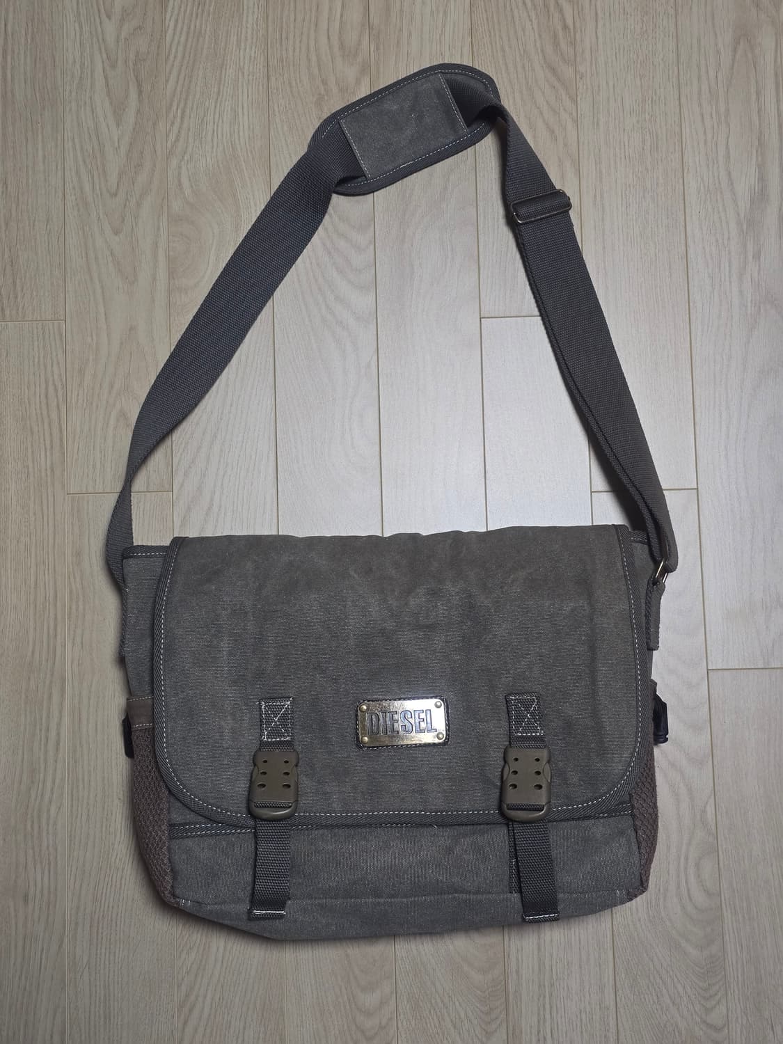 Diesel 디젤 빈티지 크로스백  상품이미지1