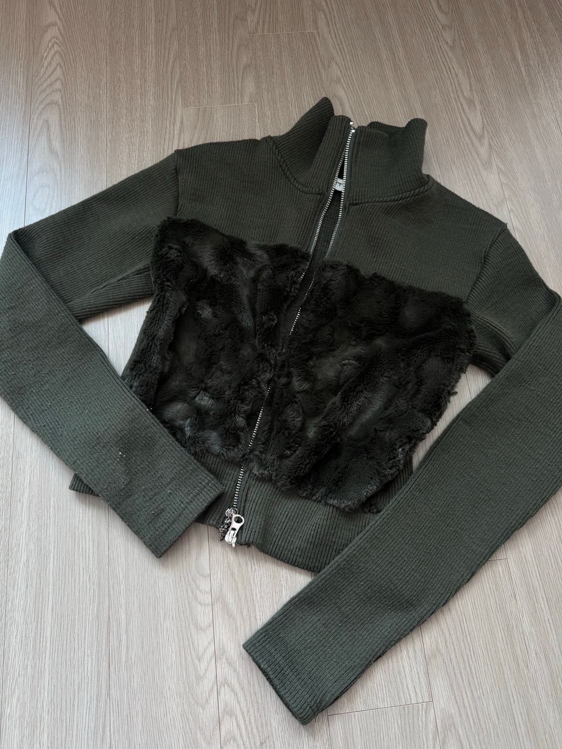 큐리티 집업 가디건 상품이미지1