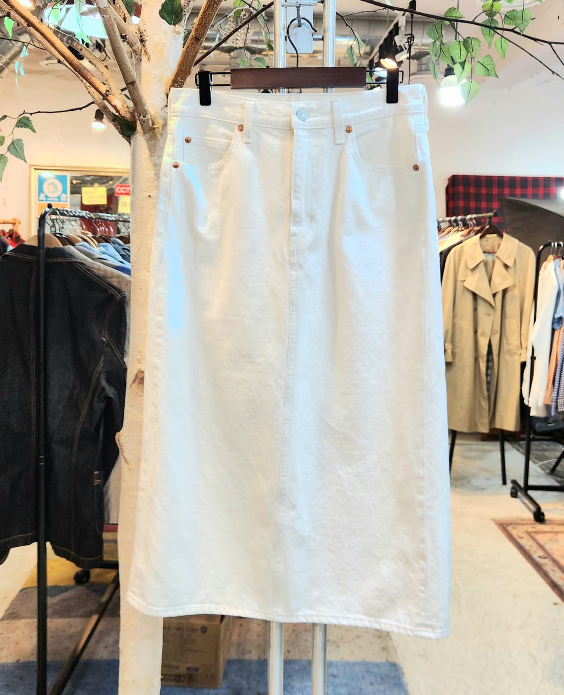 리바이스 프리미엄 흰색 데님 미디 스커트 상품이미지5