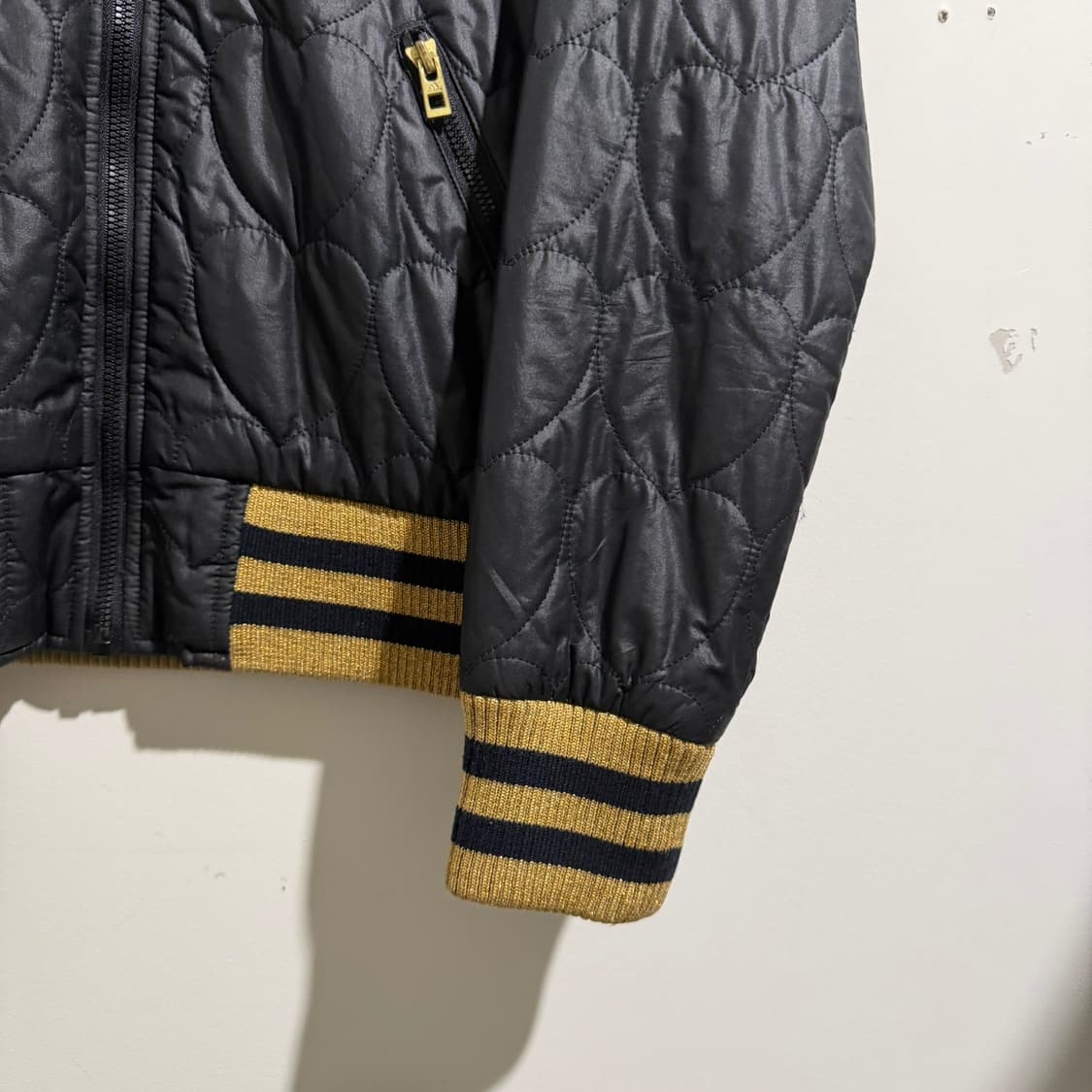 아디다스 블랙 퀄팅 자켓 상품이미지4