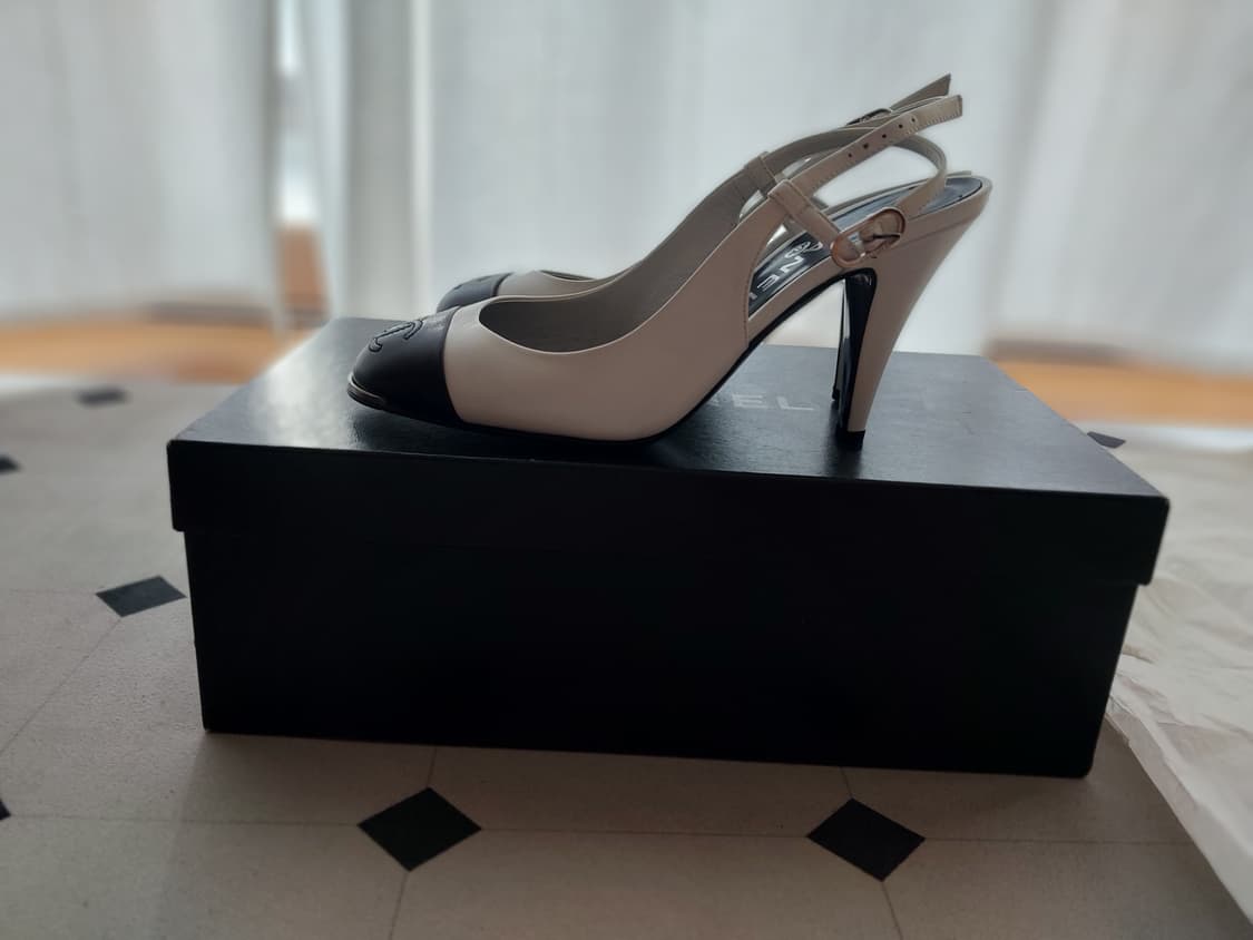 샤넬 투톤 슬링백 상품이미지4