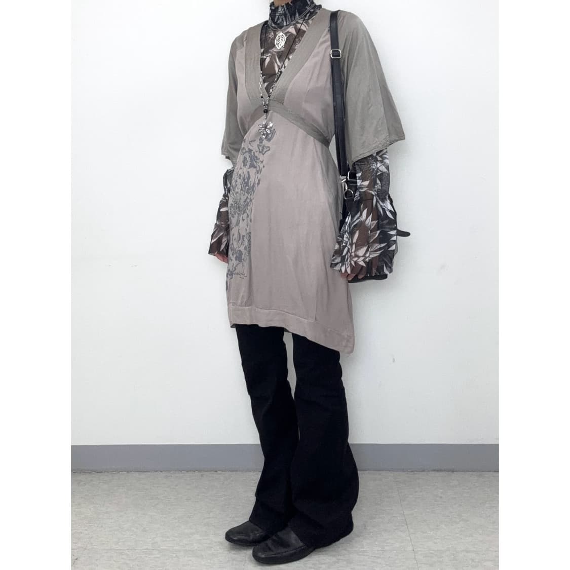 빈티지 블랙 오리엔탈 블라우스 상품이미지5