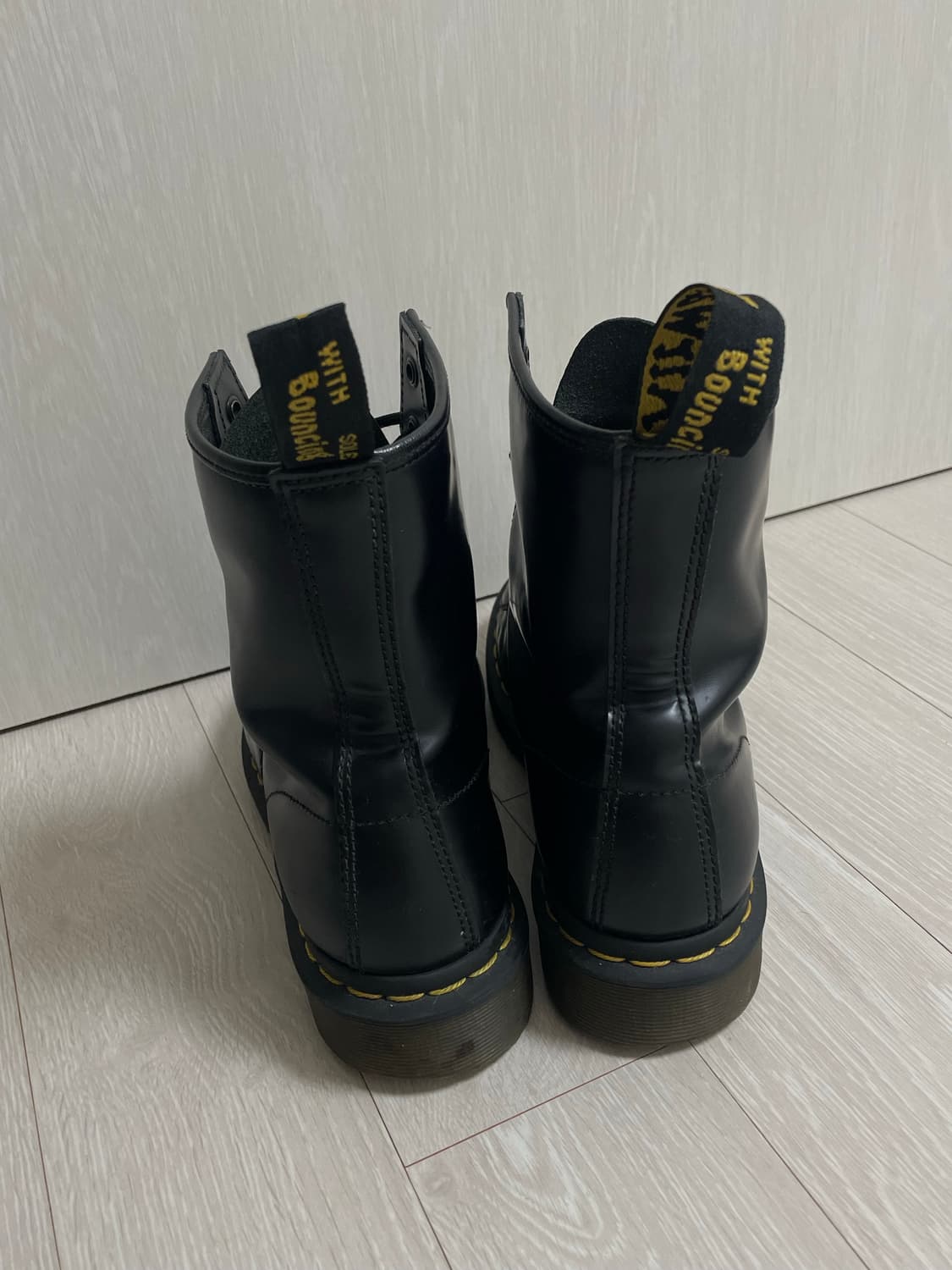 닥터마틴 1460 블랙 8홀 부츠 250 상품이미지3
