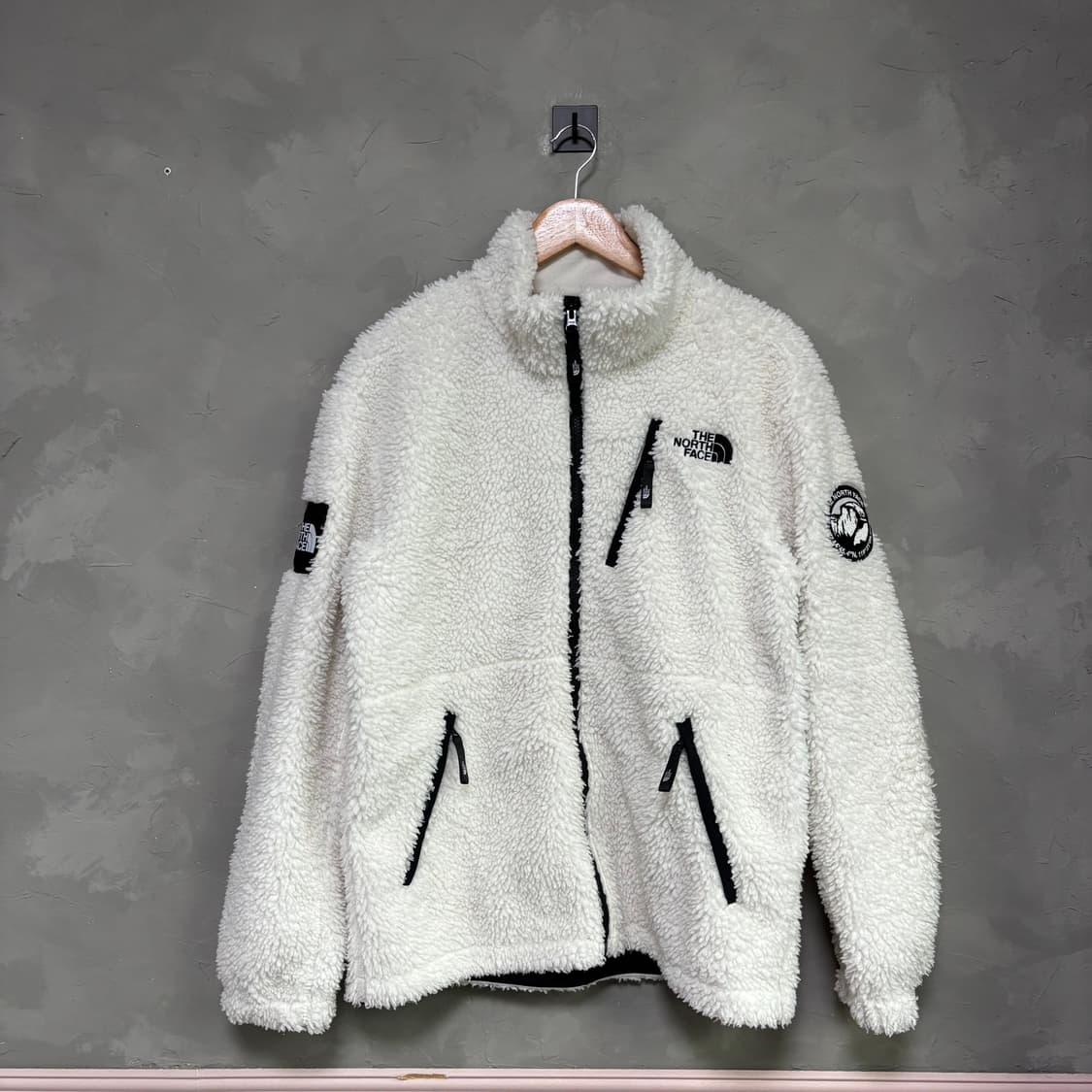 노스페이스 플리스 집업 화이트 블랙 상품이미지1