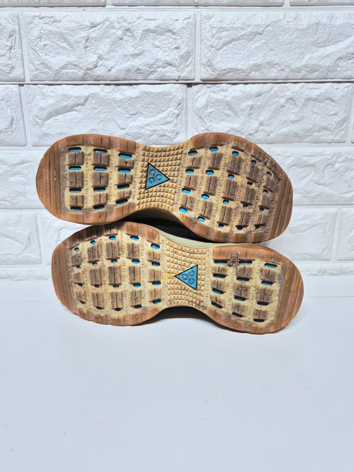 나이키 ACG 줌 에어 AO 카키 아웃도어 운동화 개리 240mm 상품이미지6