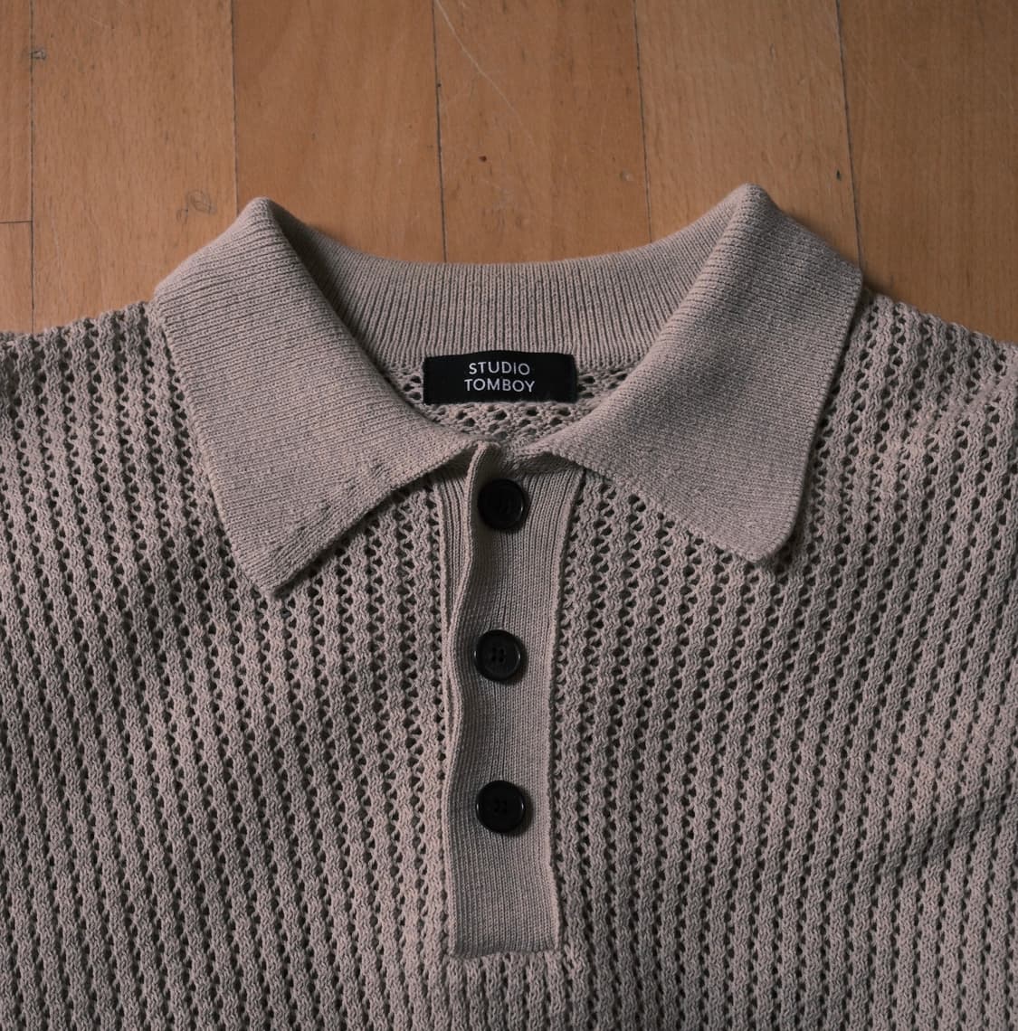 스튜디오 톰보이 하프니트 반팔티 상품이미지1