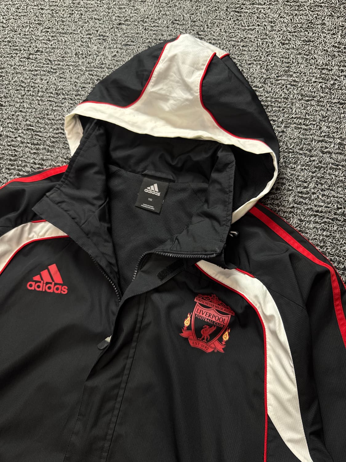 00s 아디다스 리버풀 FC 빅로고 레트로 레인 자켓 1151 상품이미지3