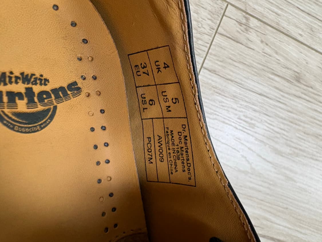 닥터마틴 1461 3홀 스무스 230 상품이미지7