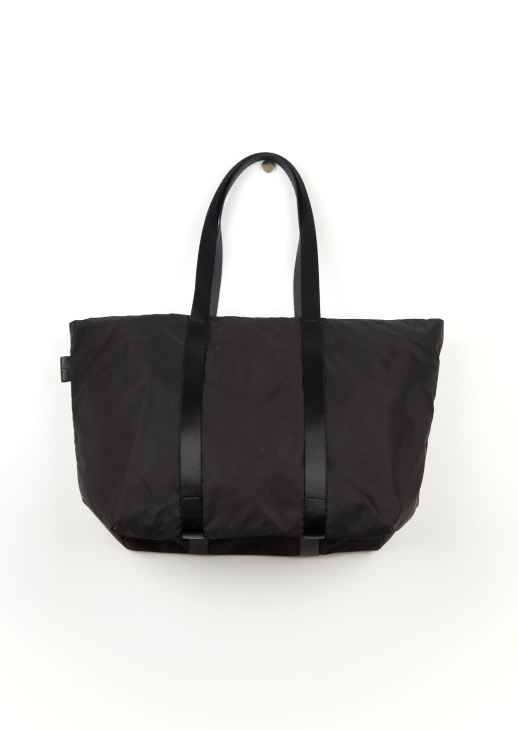  Amiacalva 카리 리사이클 폴리 토트백 블랙 상품이미지7