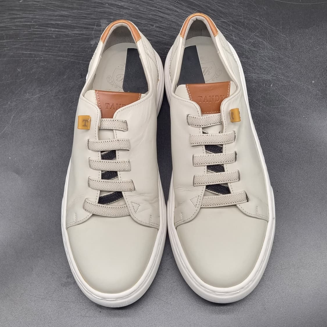 탠디 소가죽  남성스니커즈265 상품이미지2