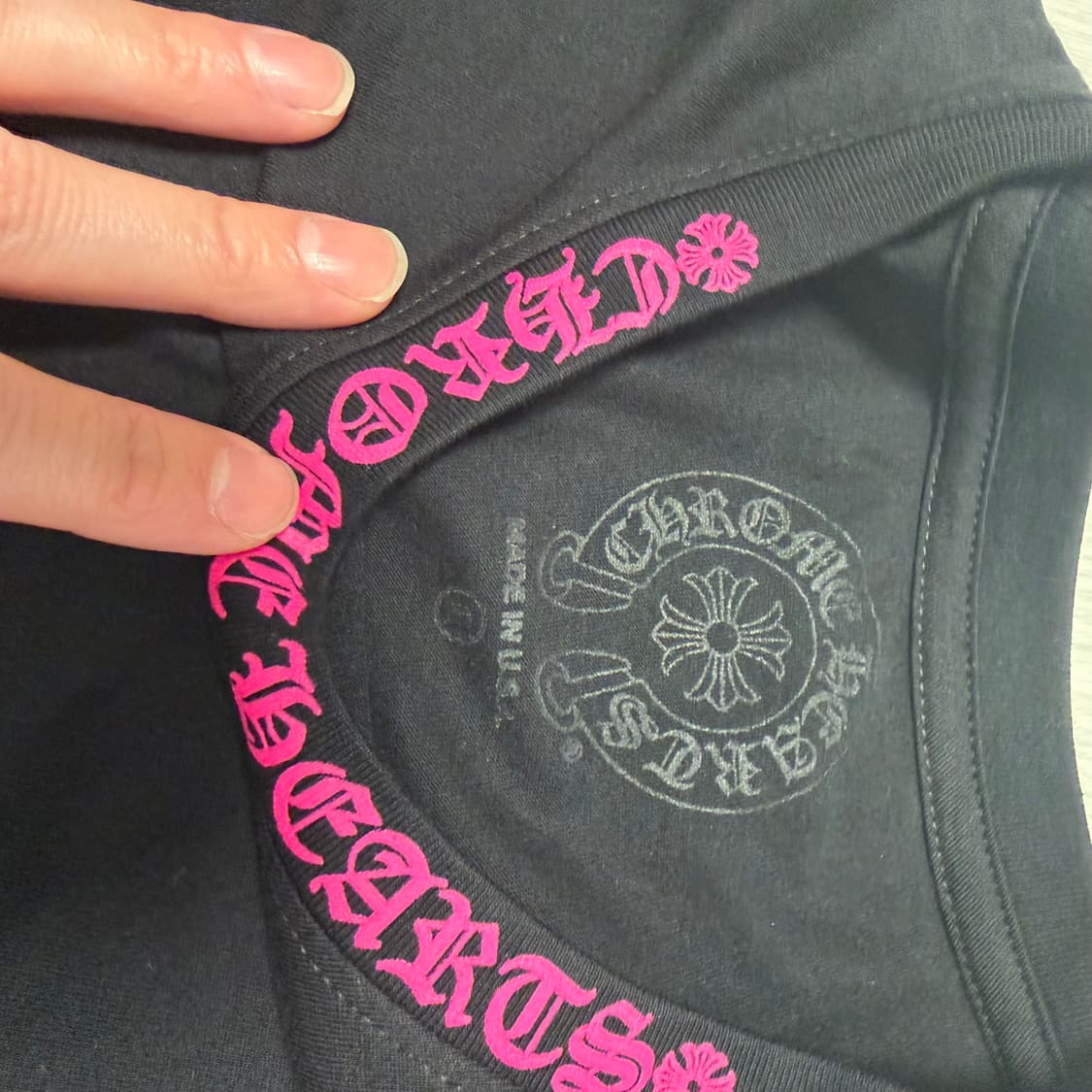 크롬하츠 롱슬리브 블랙/핑크 상품이미지2