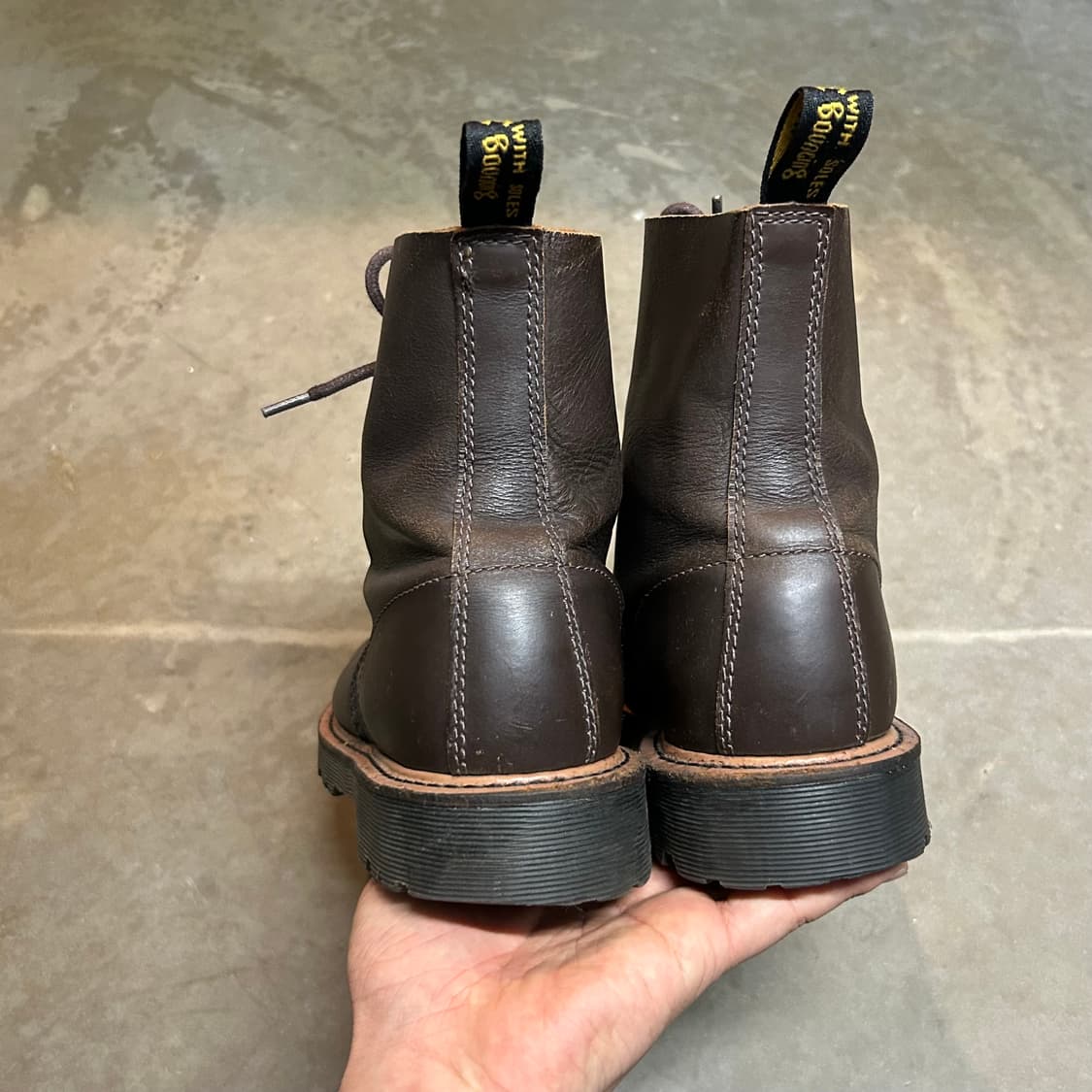 270) 닥터마틴 파스칼 8홀 브라운 부츠 상품이미지7
