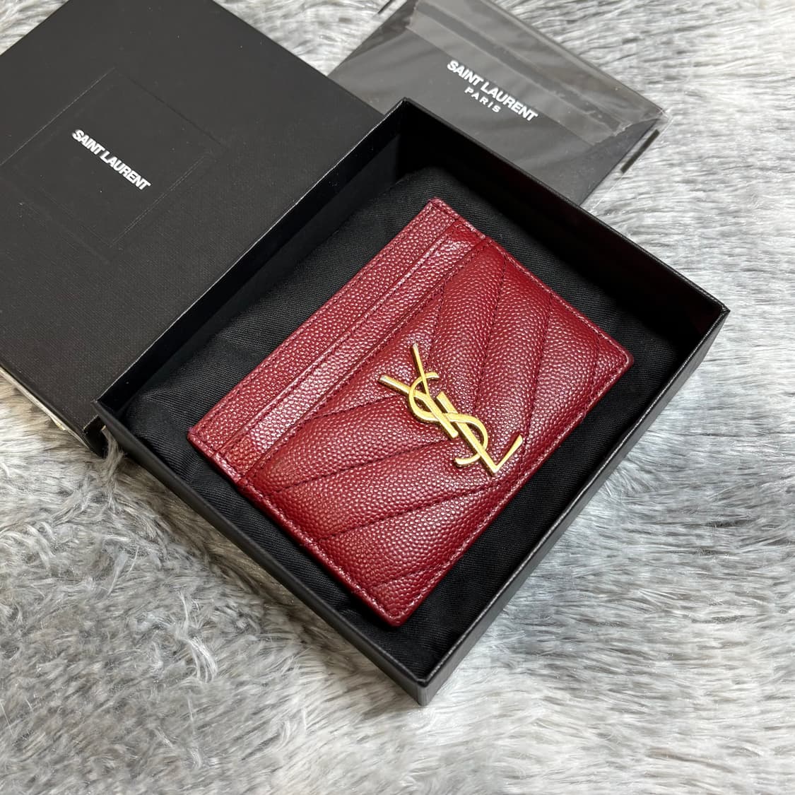 입생로랑 마틀라세 카드지갑 상품이미지1