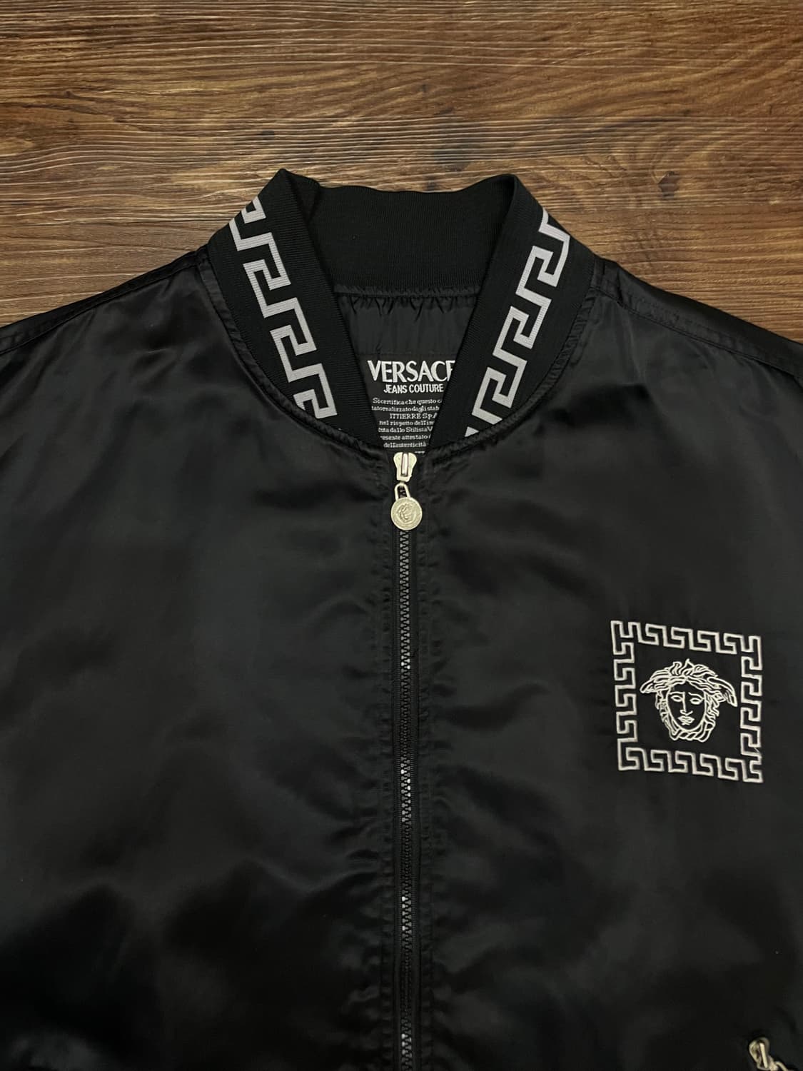 베르사체 진스 꾸뛰르 메두사 헤드 바시티 봄버 자켓 블랙 상품이미지3