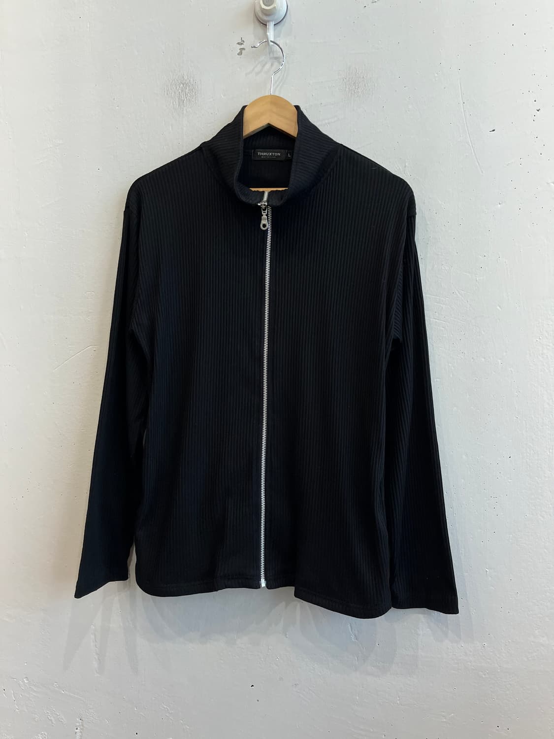 THRUXTON JPN 골지 니트집업 블랙 상품이미지1