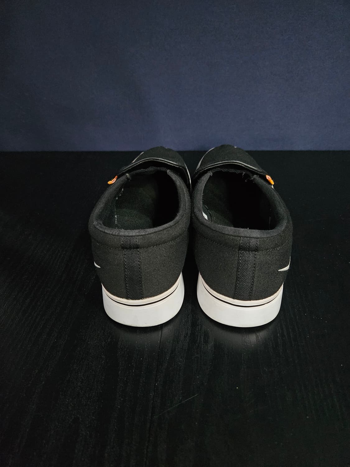 나이키 블랙 남성 발볼없는 250~255 슬립온  상품이미지3