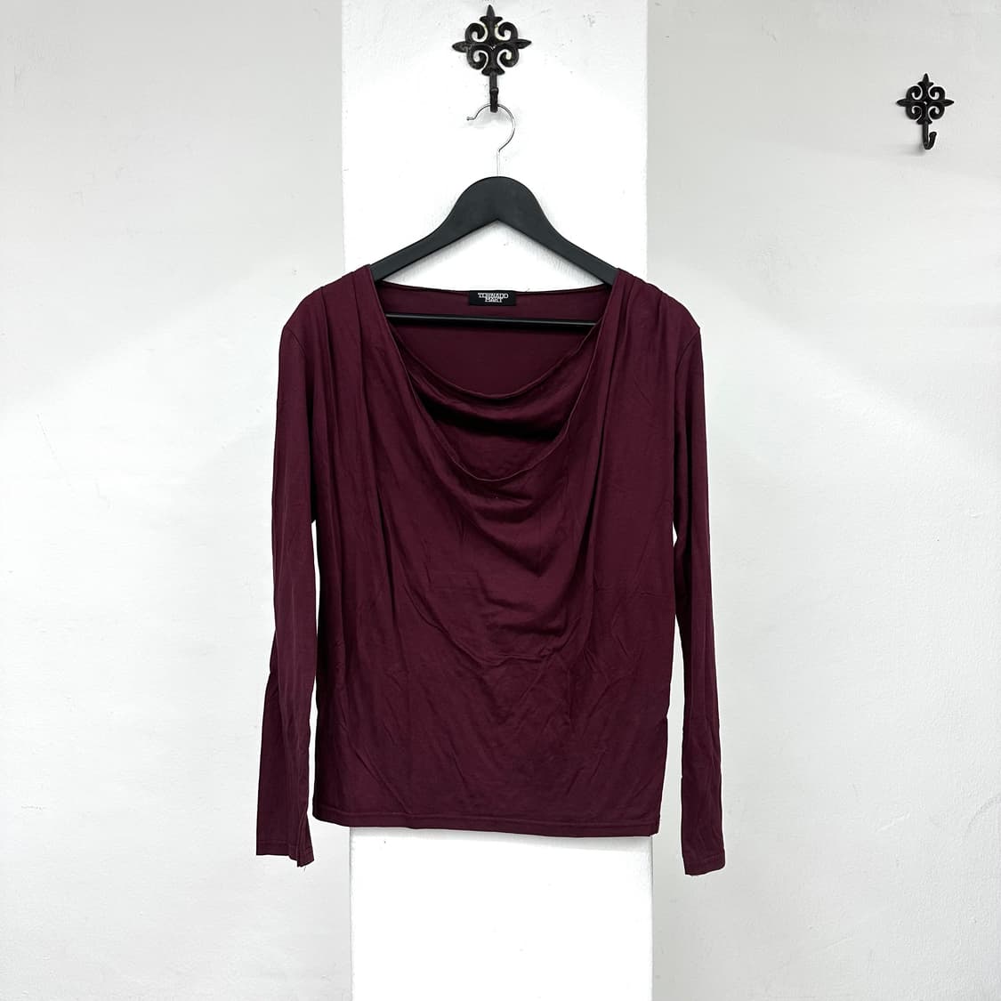 Tornado mart burgundy drape sleeve 상품이미지3